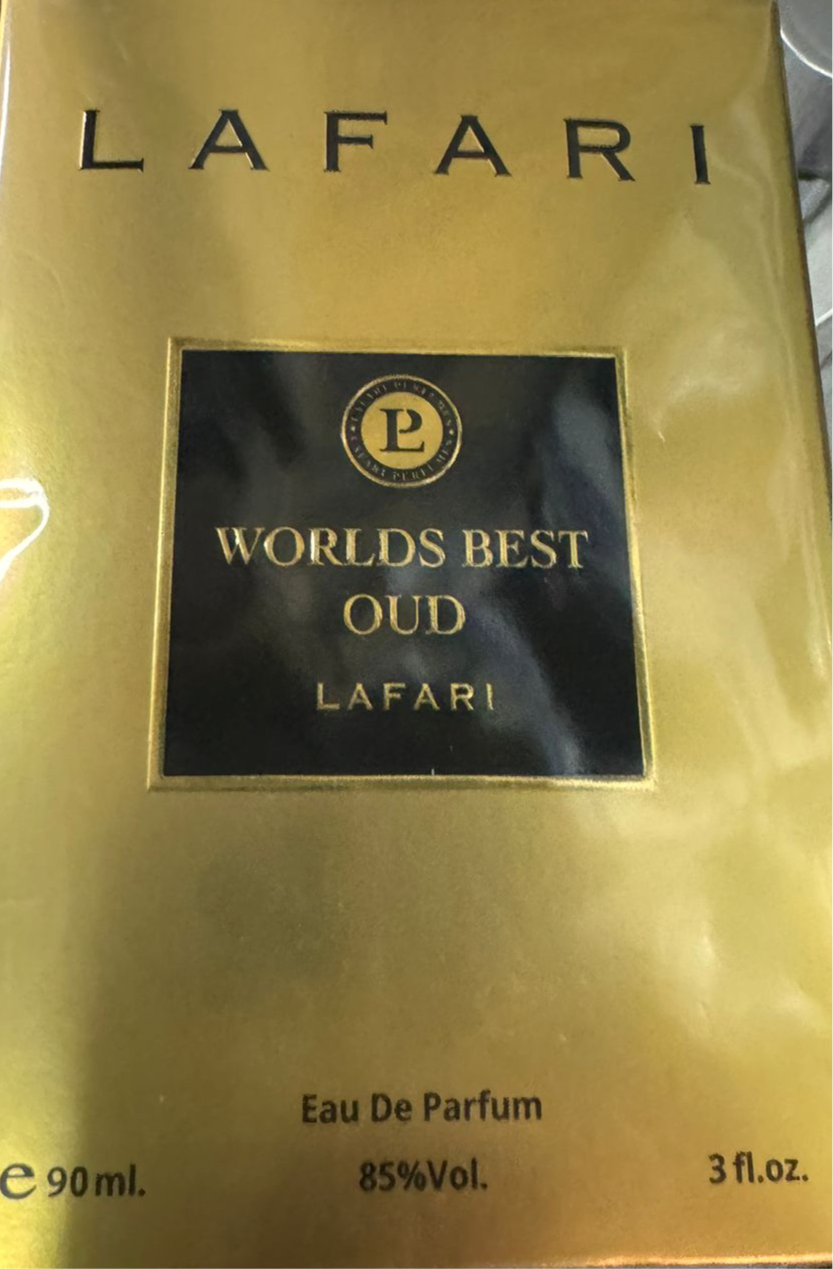 The lavish gold packaging of Lafari's "World's Best Oud" 90ml Eau de Parfum encapsulates a captivating fragrance with an alcohol volume of 85%.